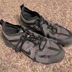 Air vapor max ghost black